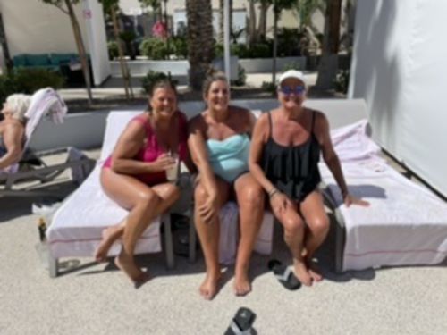 Customer photo review of 100% Natural & Organic Tanning Oil