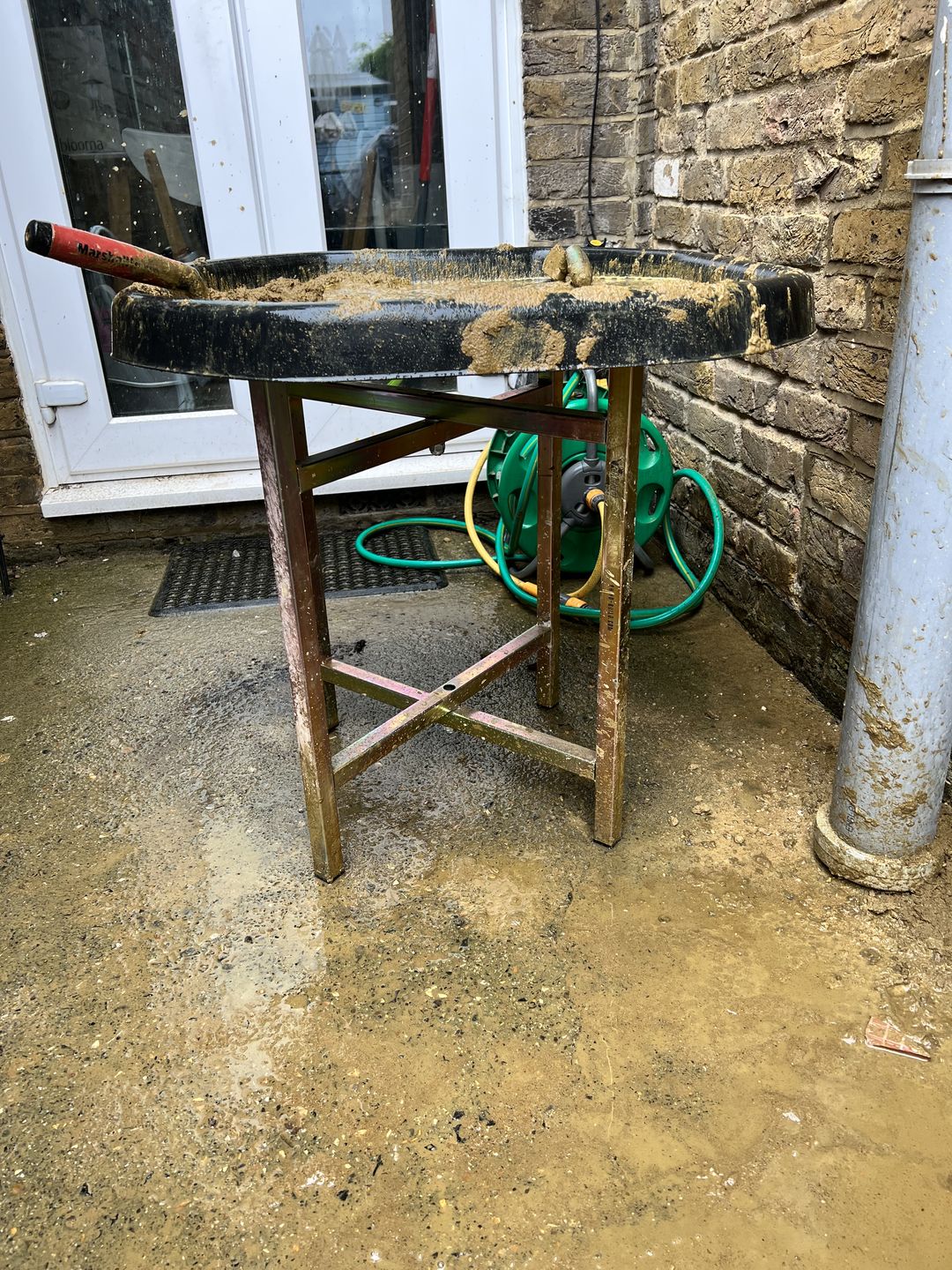 Customer photo review of Zinc Plated Mortar / Spot Board Stand - without feet
