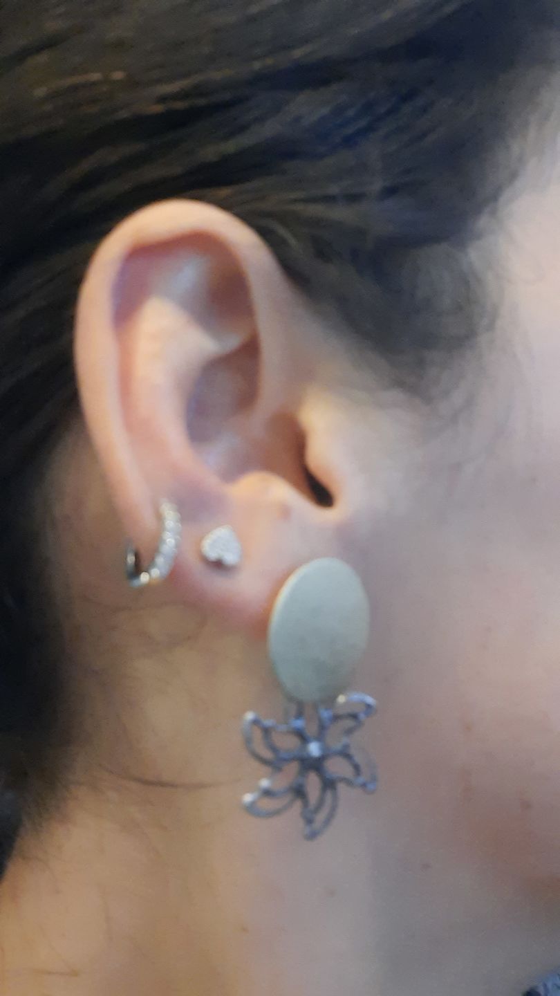 Customer photo review of ARGOLLAS POLAR BAÑADAS EN ORO BLANCO