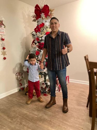 Customer photo review of Men's Retro Cotton Button Up 70s Short Sleeve Shirt