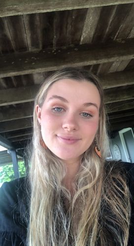 Customer photo review of Element Tinted Moisturiser Waterproof Foundation Set