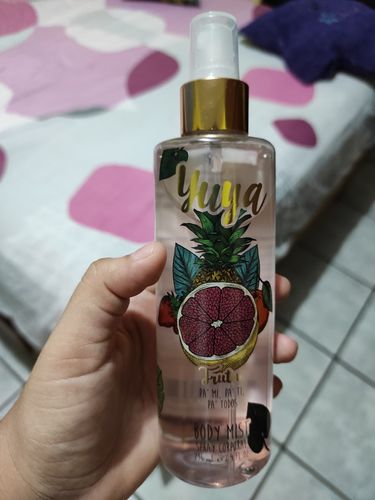 Customer photo review of Body Mist  "Fruta pa' mi, pa' ti, pa' todos"