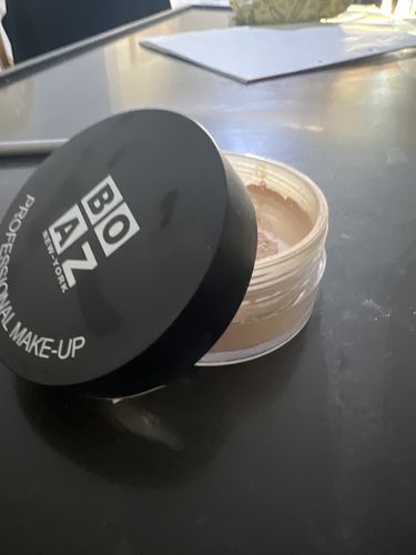 Customer photo review of פודרה באבקה לאיפור מקצועי | בועז שטייו