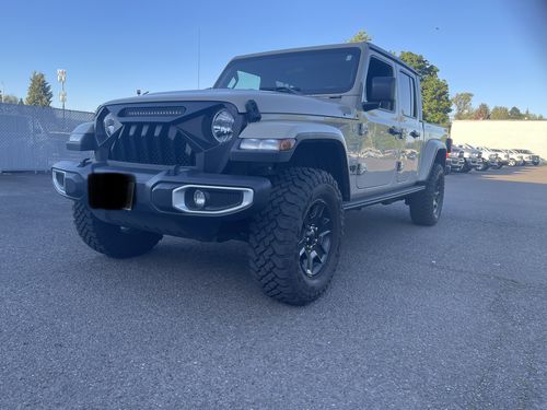 Customer photo review of Demon Grille w/ LED Off-Road Lights for 18-21 Jeep Wrangler JL & Gladiator JT