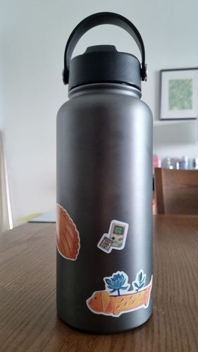 Customer photo review of 32oz Metallic Ace Bottle 950ml