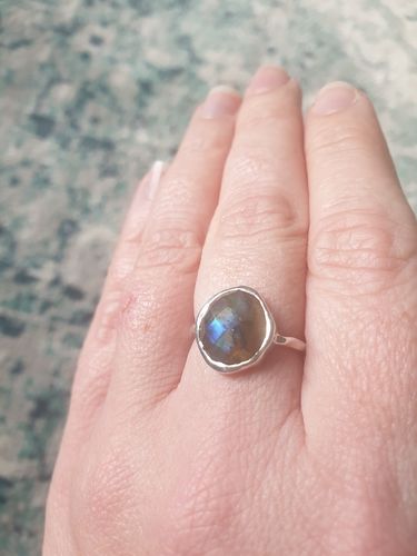 Customer photo review of Irregular Labradorite Ring (Silver)