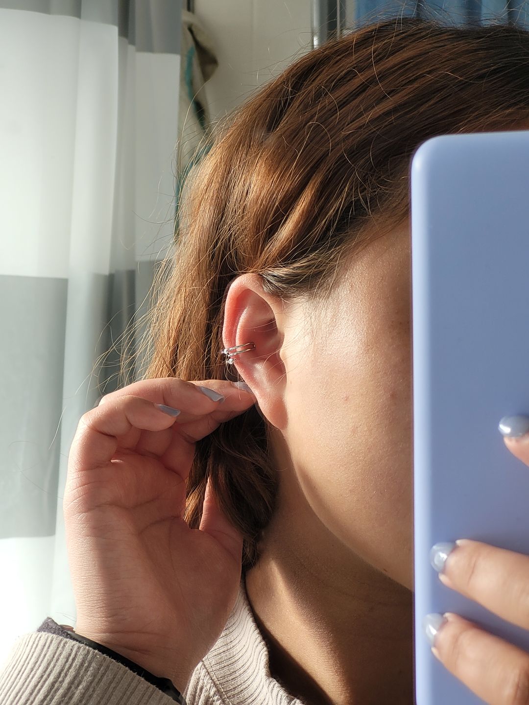 Customer photo review of Swirl Ear Cuff