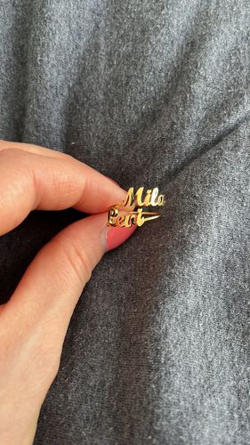 Customer photo review of LOANYA Ring mit zwei personalisierten Namen