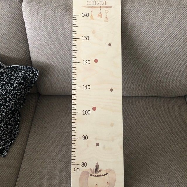 Customer photo review of Personalisierte Aluverbund / Holz Messlatte Boho