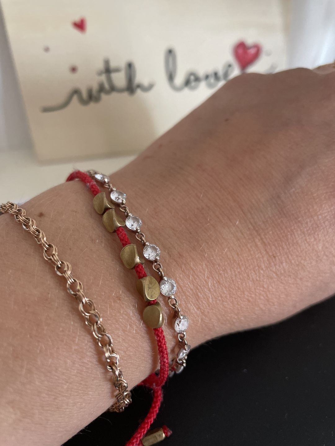 Customer photo review of Handgemachtes Tibetanisches Buddhisten Glücks-Armband aus Kupfer Modell 2