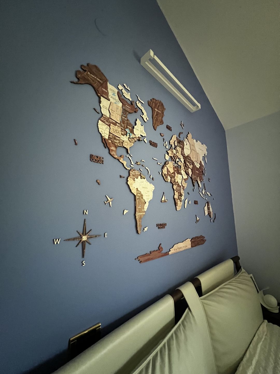 Customer photo review of 3D Wooden World Map Cappuccino