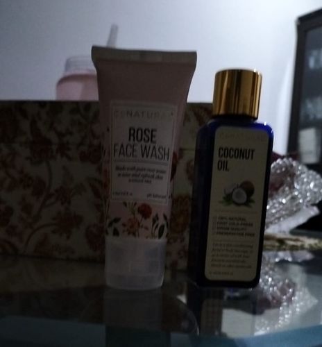 Customer photo review of Rose Face Wash