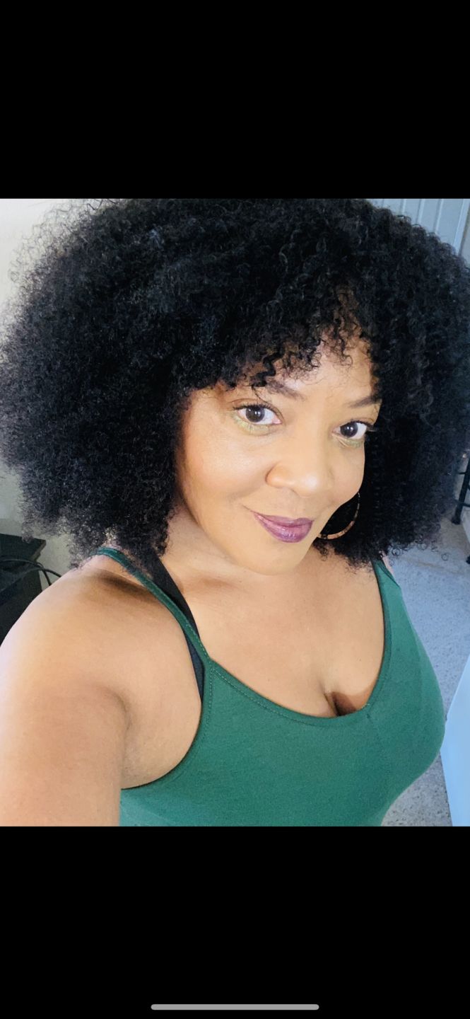 Customer photo review of Bangs Afro Kinky Curly 13x4 Lace Front Wig AF311