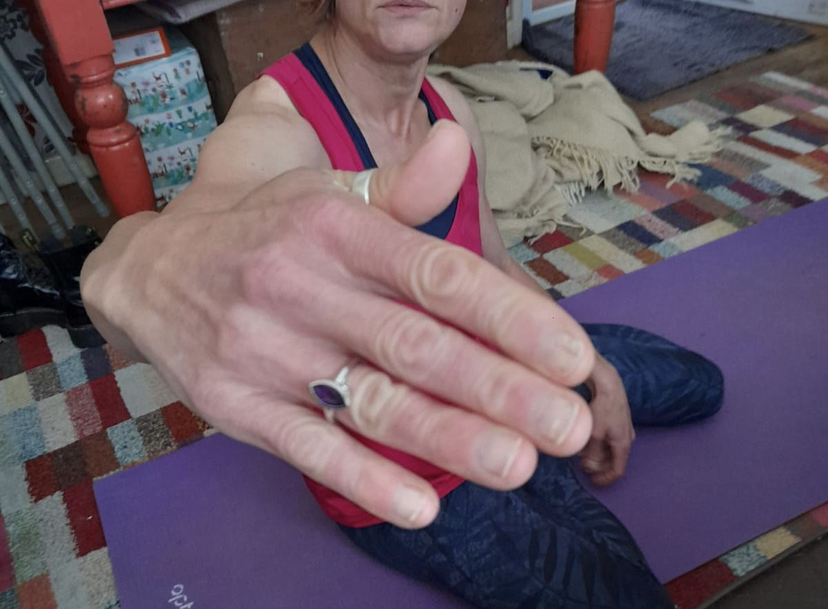 Customer photo review of Surf Moon Ring with Amethyst