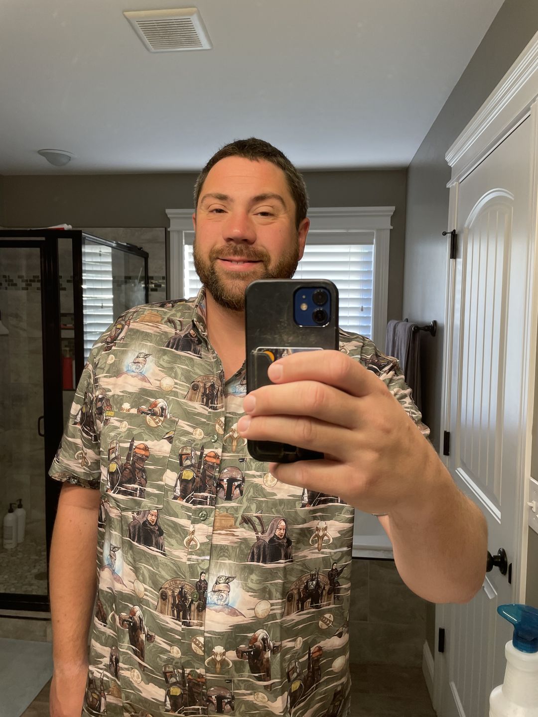 Customer photo review of Star Wars™ "Rebirth" – KUNUFLEX Short Sleeve Shirt