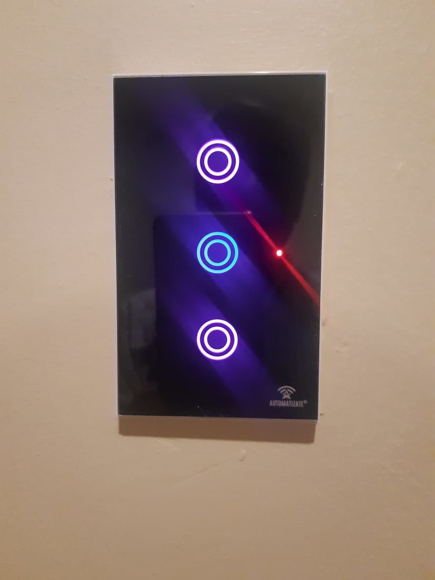 Customer photo review of Interruptor inteligente Wifi 3 TECLAS Automatizate