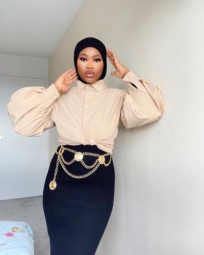 Customer photo review of Puff Sleeve Button Front Blouse