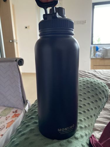 Customer photo review of Ace Bottle Black/White 950ml (32oz) 2-Pack Bundle