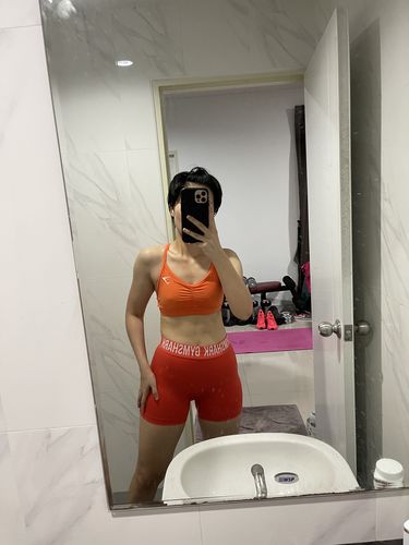 Customer photo review of Gymshark | Ruched Training Sport Bra Orange