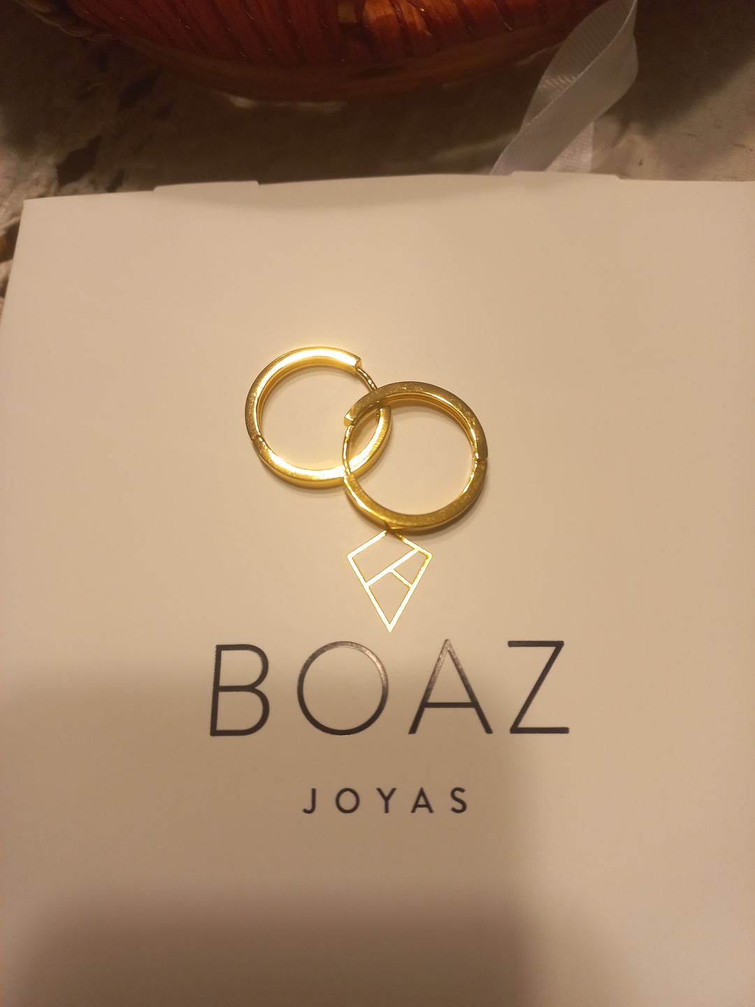 Customer photo review of ARGOLLAS LISAS 25MM BAÑADAS EN ORO