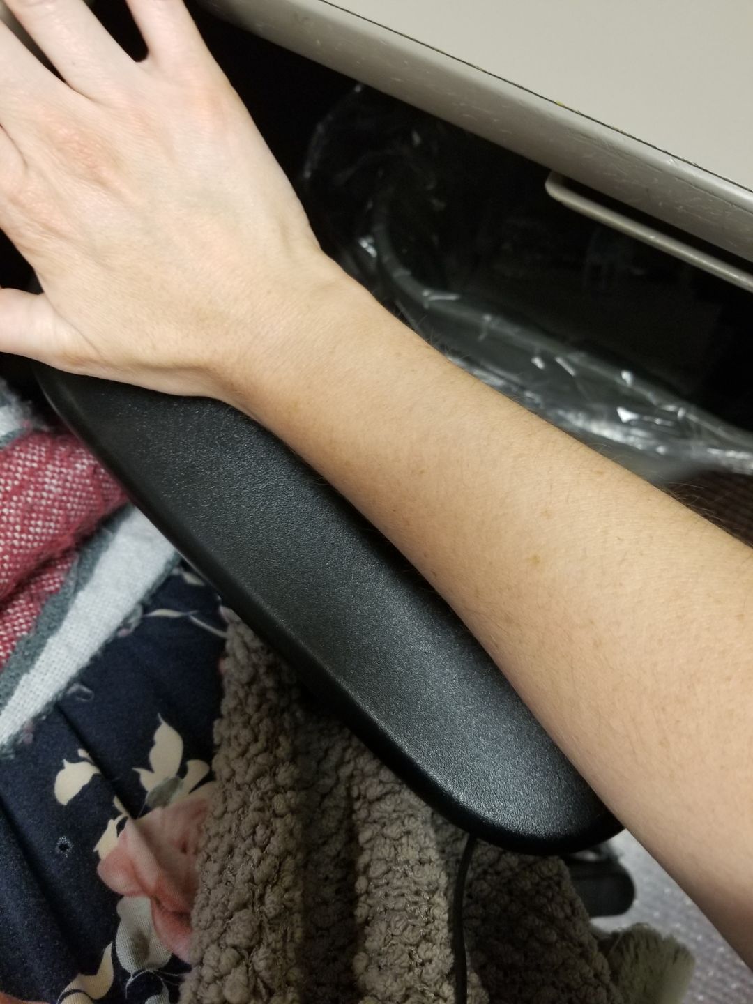 Customer photo review of Liquid Gold Sunless Tanning Mousse