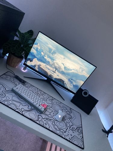 Customer photo review of White Topographic