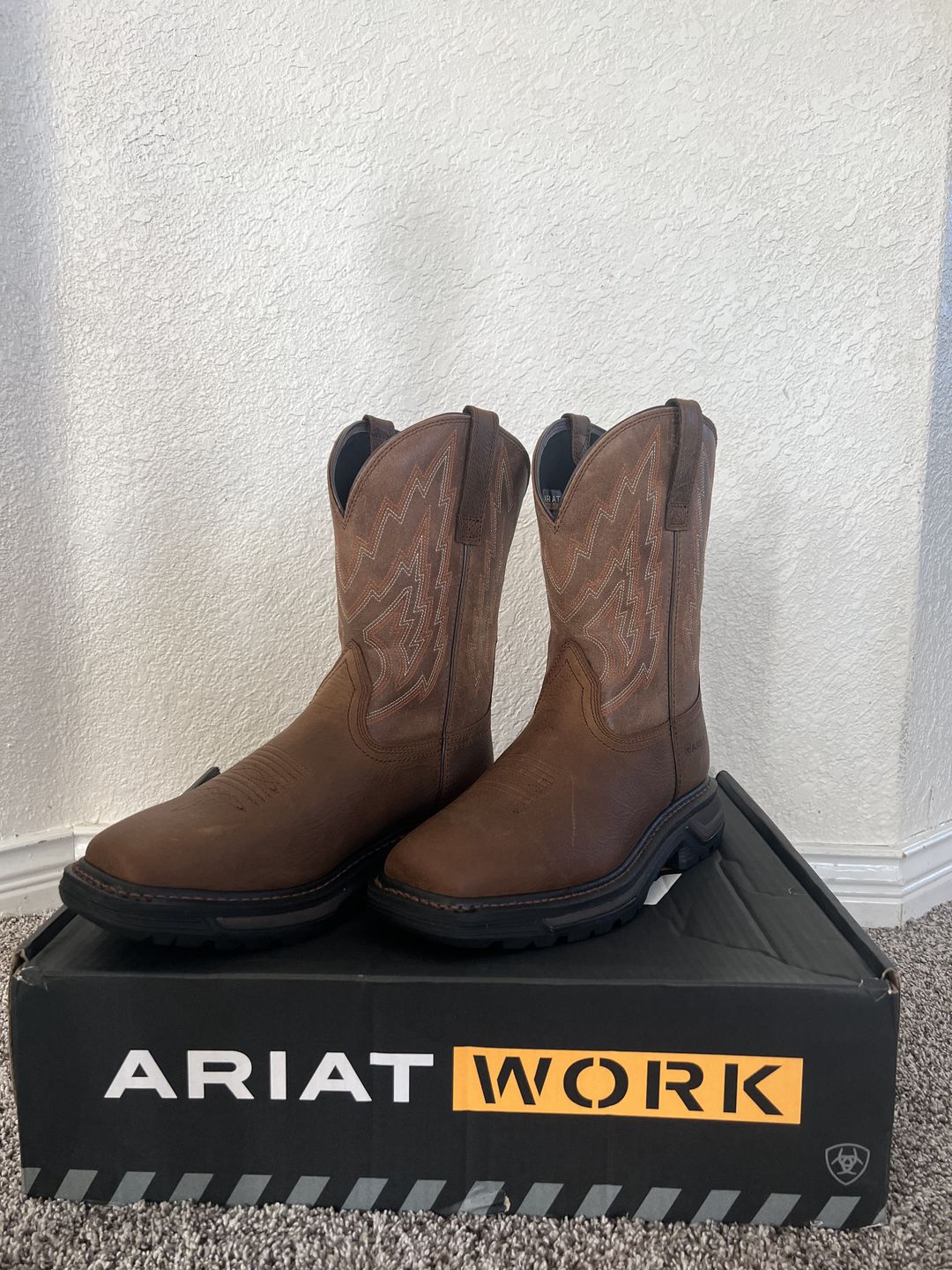 Customer photo review of Ariat® Men's Rye Brown Big Rig Soft Toe Western Work Boot 10033963