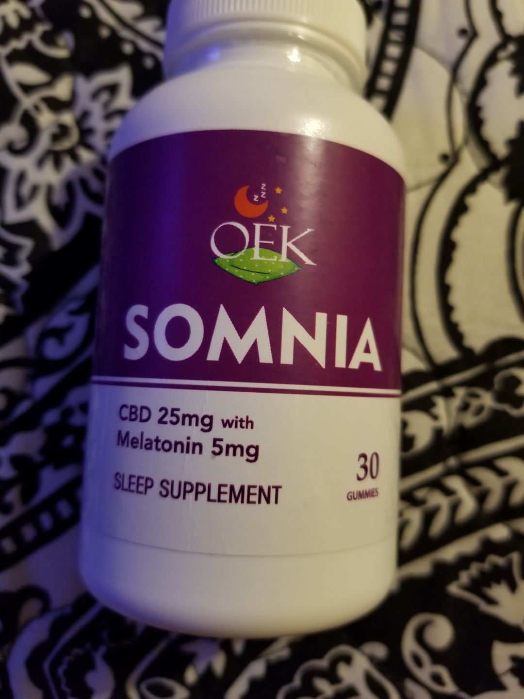 Customer photo review of Somnia Sleep Gummies
