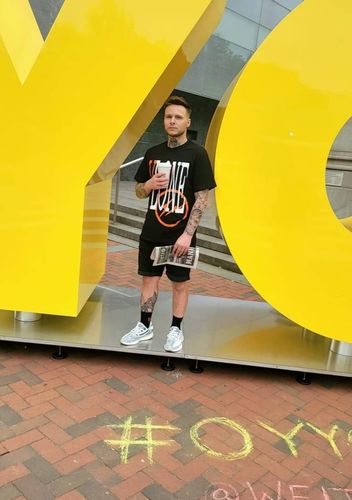 Customer photo review of VLONE lightning T-Shirts