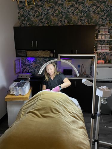 Customer photo review of CosmoGlo Light + Phone Clip