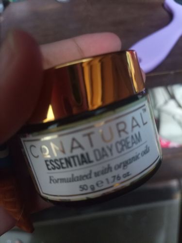 Customer photo review of Essential Day Cream