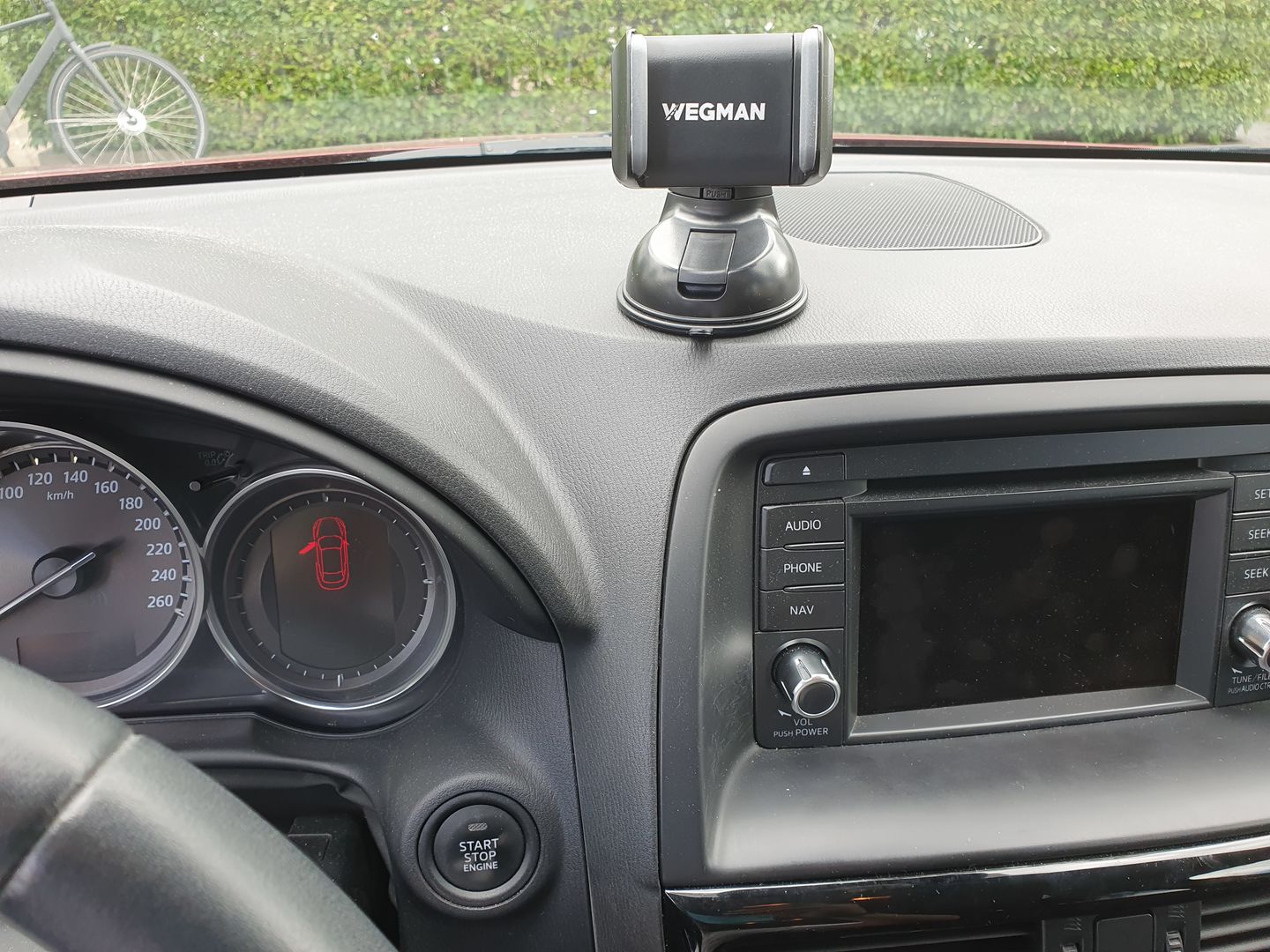 Customer photo review of Wegman Telefoonhouder Met Zuignap - Dashboard en autoruit