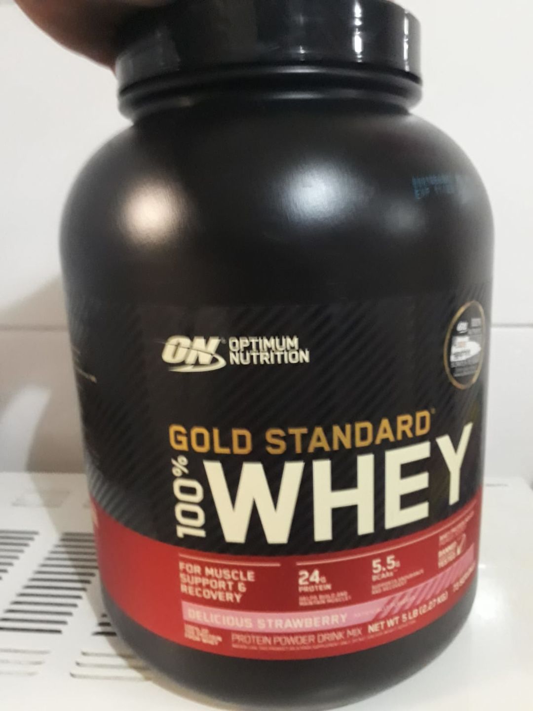Customer photo review of Optimum Nutrition Gold Standard 100% Whey Proteina 5 Lb