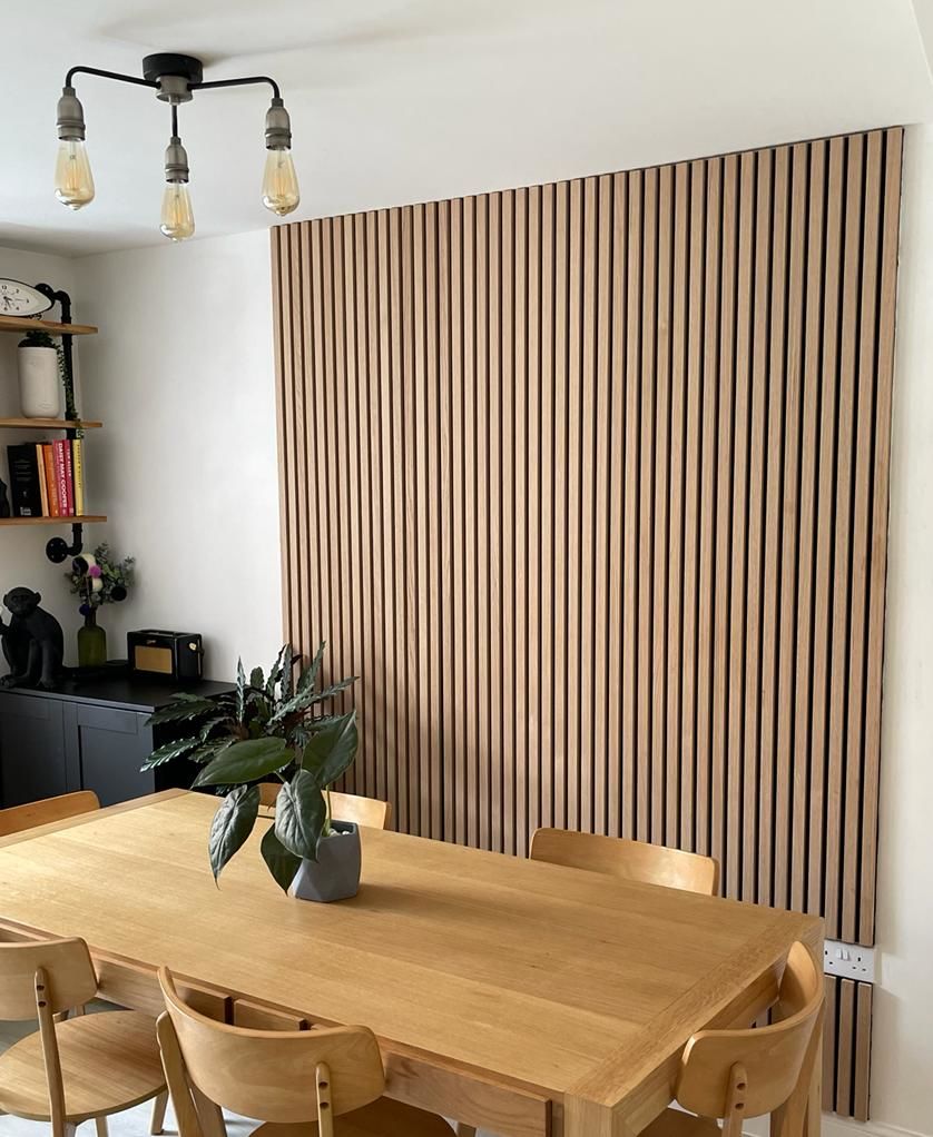 Customer photo review of SlatWall Natural Oak Sample