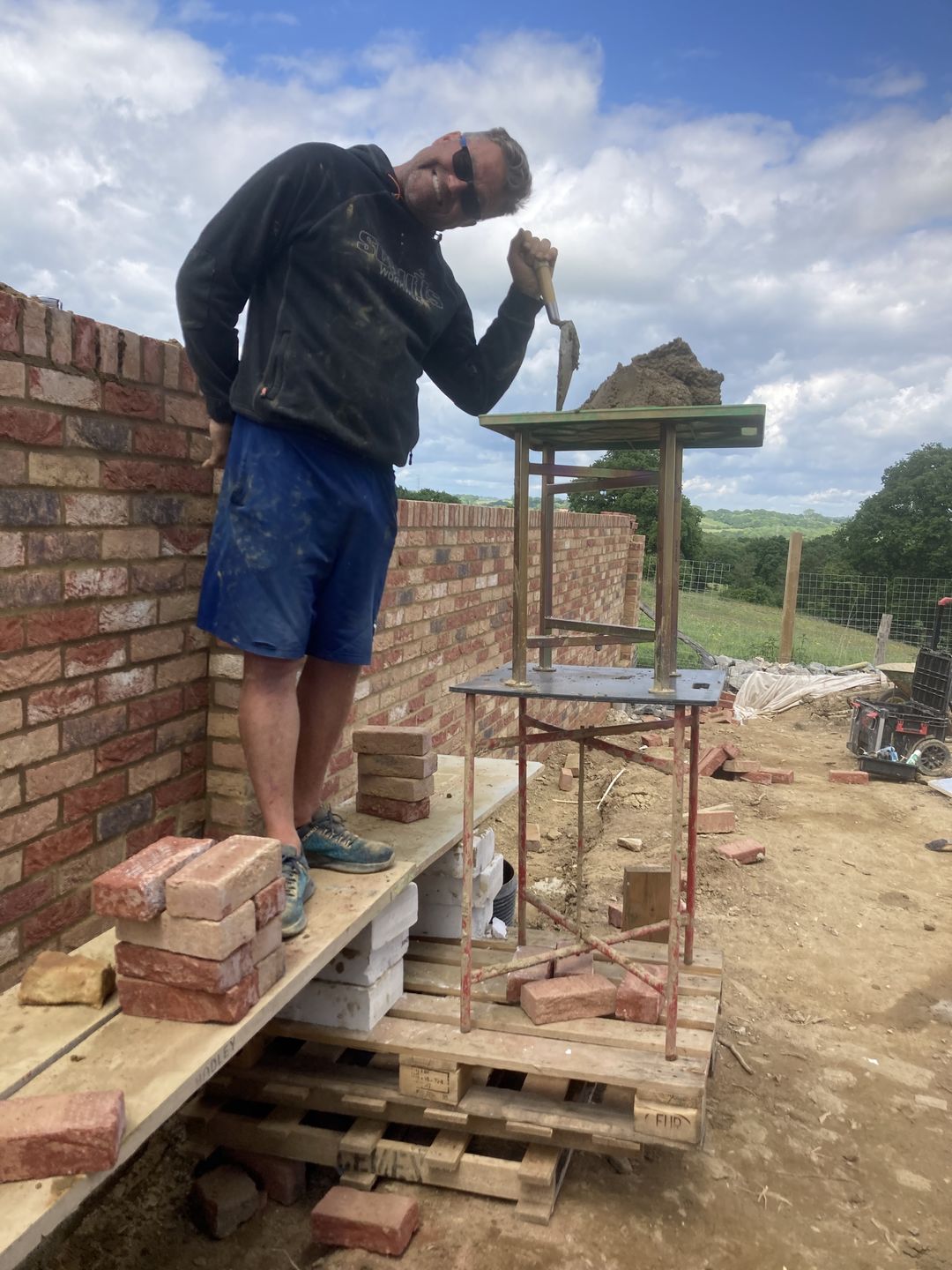 Customer photo review of Zinc Plated Mortar / Spot Board Stand - with feet
