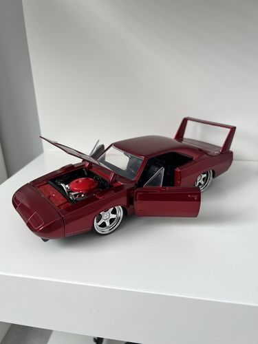 Customer photo review of Fast & the Furious: '68 Dodge Charger Daytona- 1:24 Scale Model Car