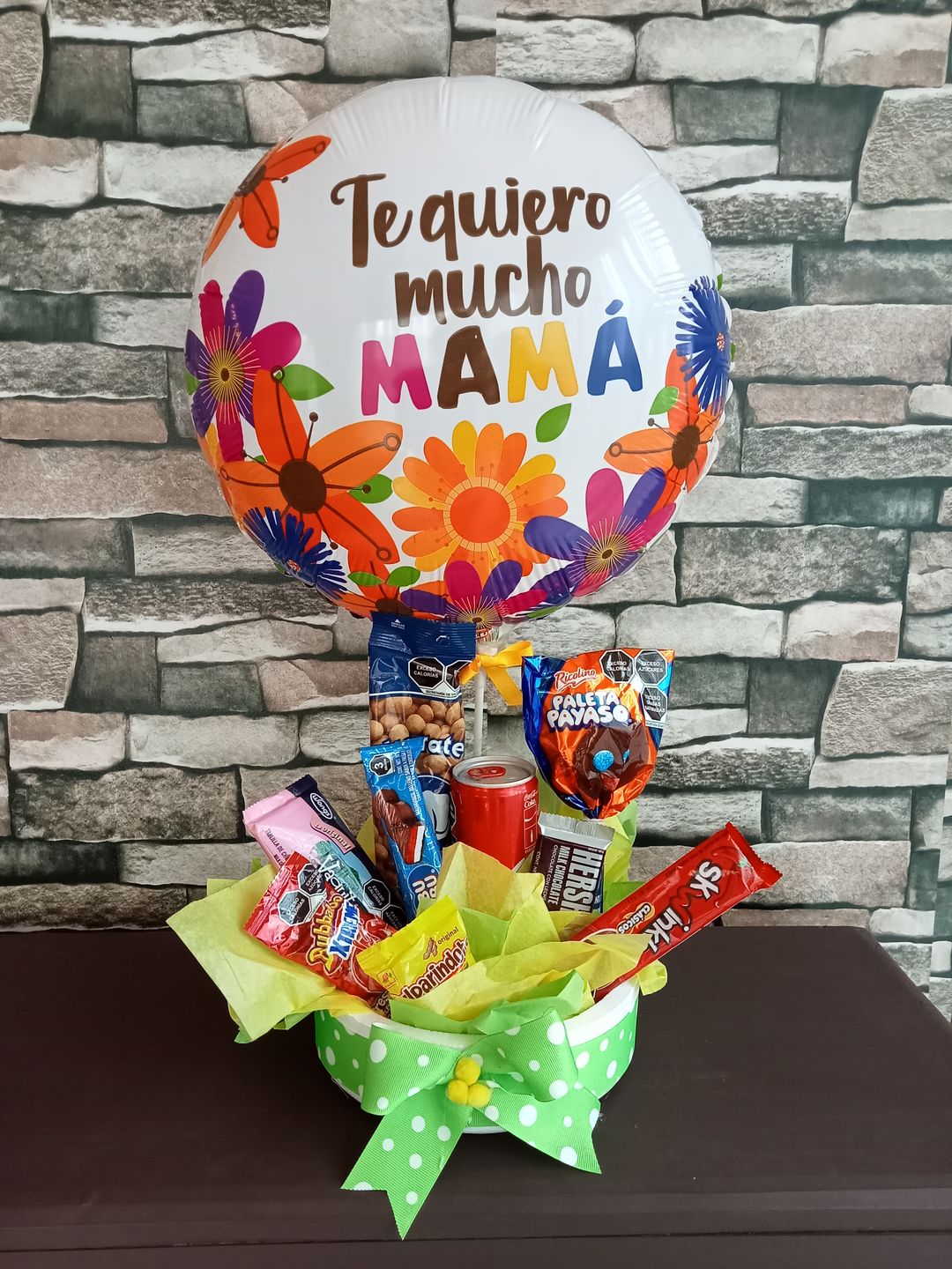Customer photo review of GLOBO METALICO 18 MAMÁ TE QUIERO MAMI