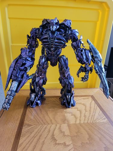 Customer photo review of Zeus Toys ZS-01 ZS01 Oversized Studio Series Shockwave (KO SS-56) 35cm / 14"