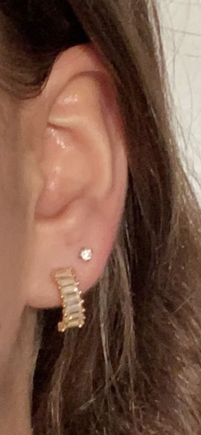 Customer photo review of Bright Diamond Ohrstecker | 18K vergoldet