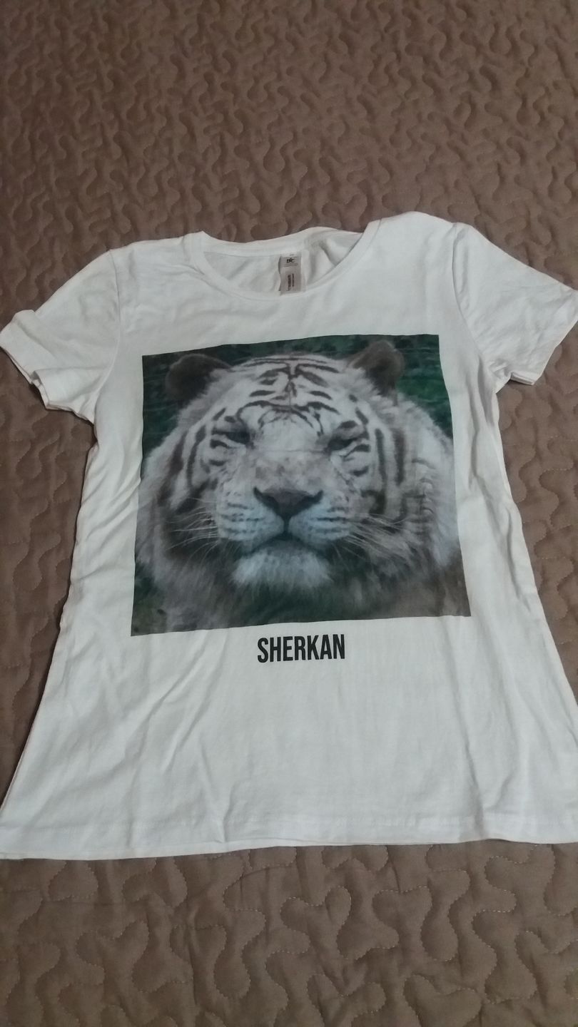 Customer photo review of T-shirt avec photo - T-Shirt personnalisé