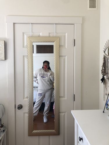 Customer photo review of Hope World Sweatpants