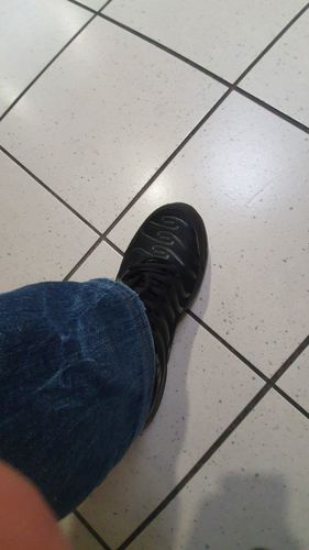 Customer photo review of Chaussures de sécurité Style tn requin