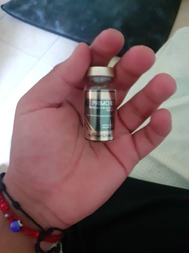 Reseña con foto de un cliente sobre Primobolan 100 x 10ml