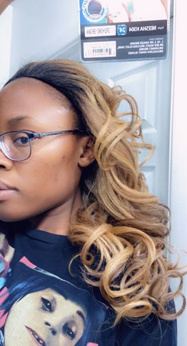 Customer photo review of Outre Quick Weave Neesha Soft & Natural Texture Half Wig Neesha H304