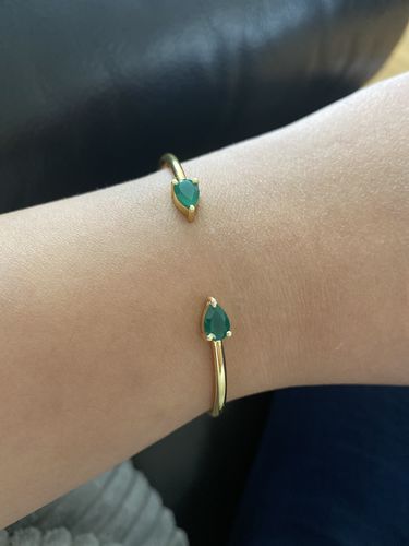 Customer photo review of Green Onyx Teardrop Cuff Bangle Bracelet