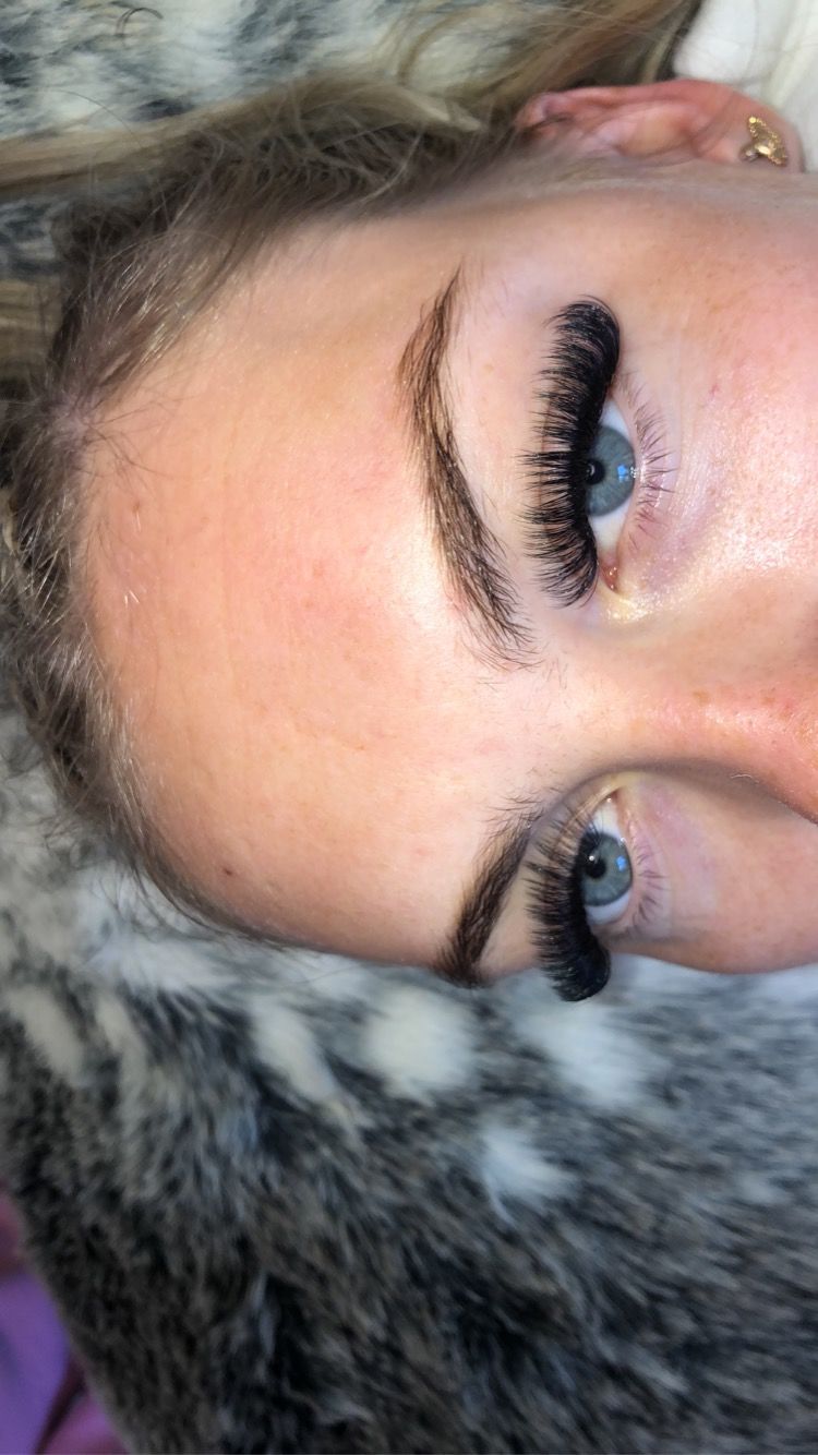 Customer photo review of PRO MADE 10D 0.05 RUSSIAN FANS (LOOSE BOX OF 500)
