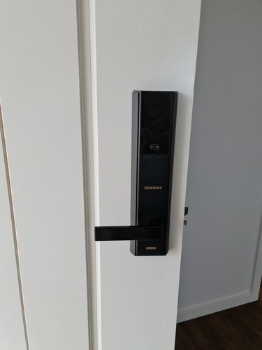 Customer photo review of Digital Door Lock SHP-DH537
