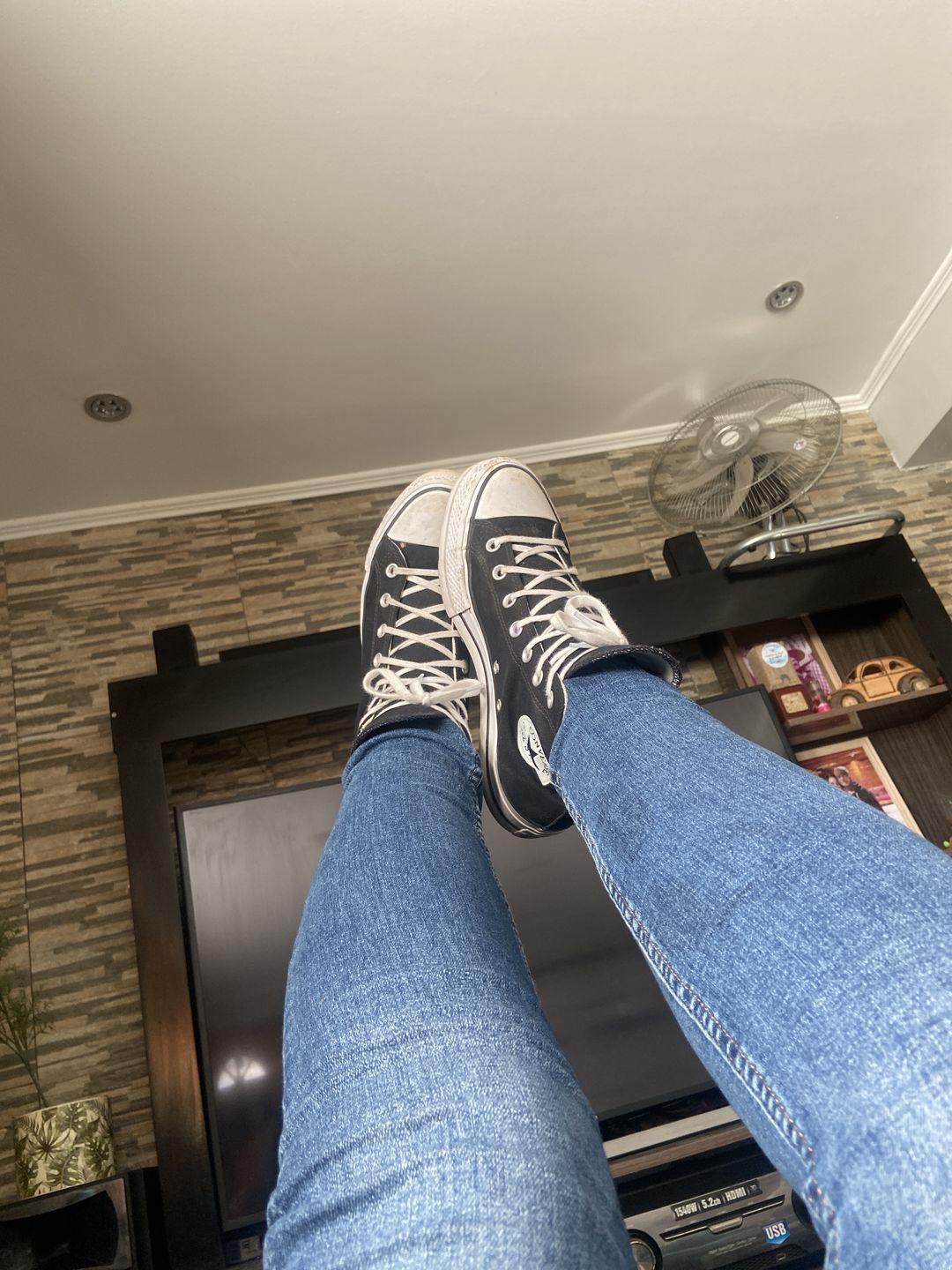 Customer photo review of Zapatilla Converse Chuck Taylor Hi Plataforma Mujer Negro