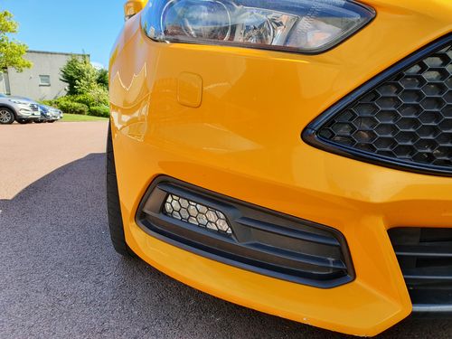 Customer photo review of Focus ST MK3.5 "Honeycomb Edition” Fog Light Armour