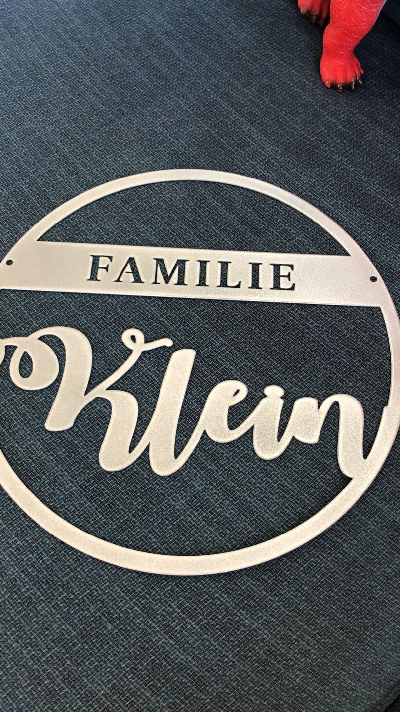 Customer photo review of Türschild rund " Family" mit personalisierbarem Familienname - ein garantierter Hingucker